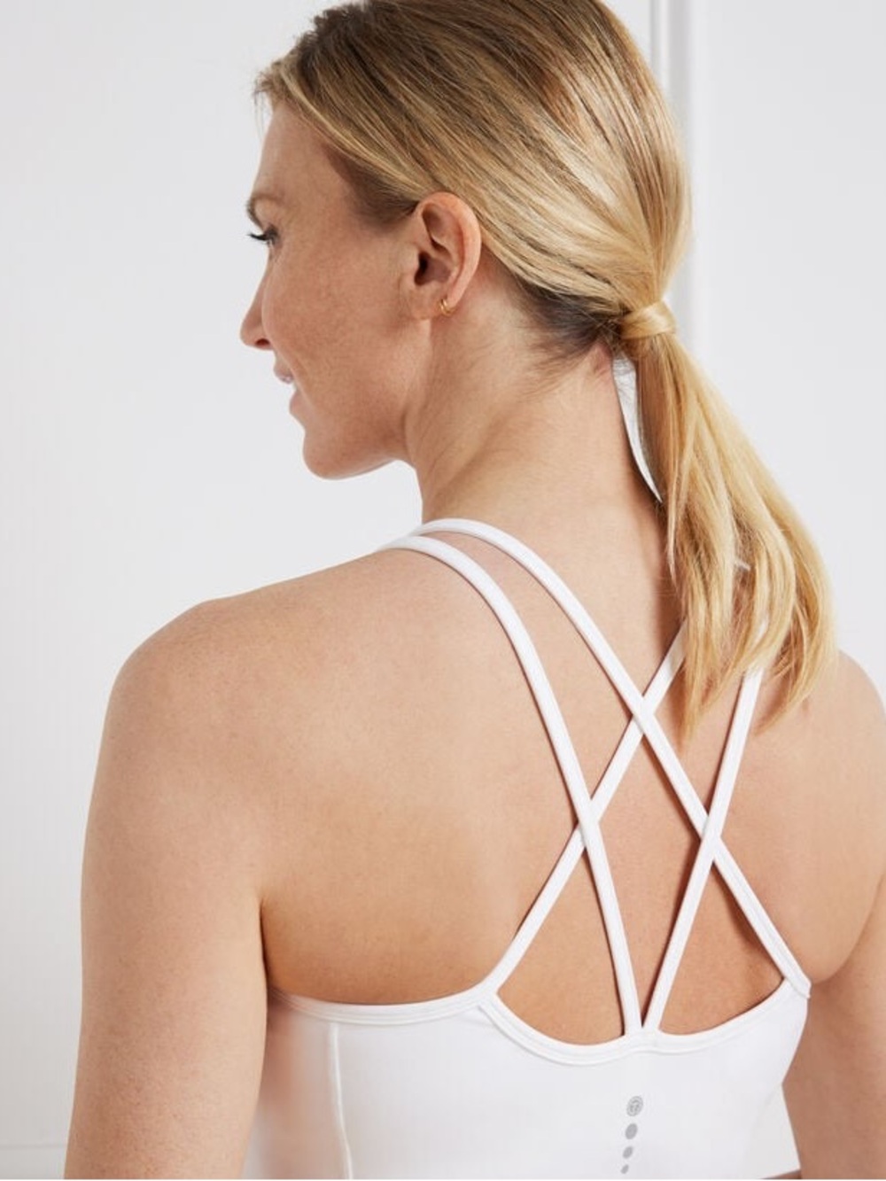 T by Talbots White Strappy Active Sports Tank - Built in Bra XL NWT